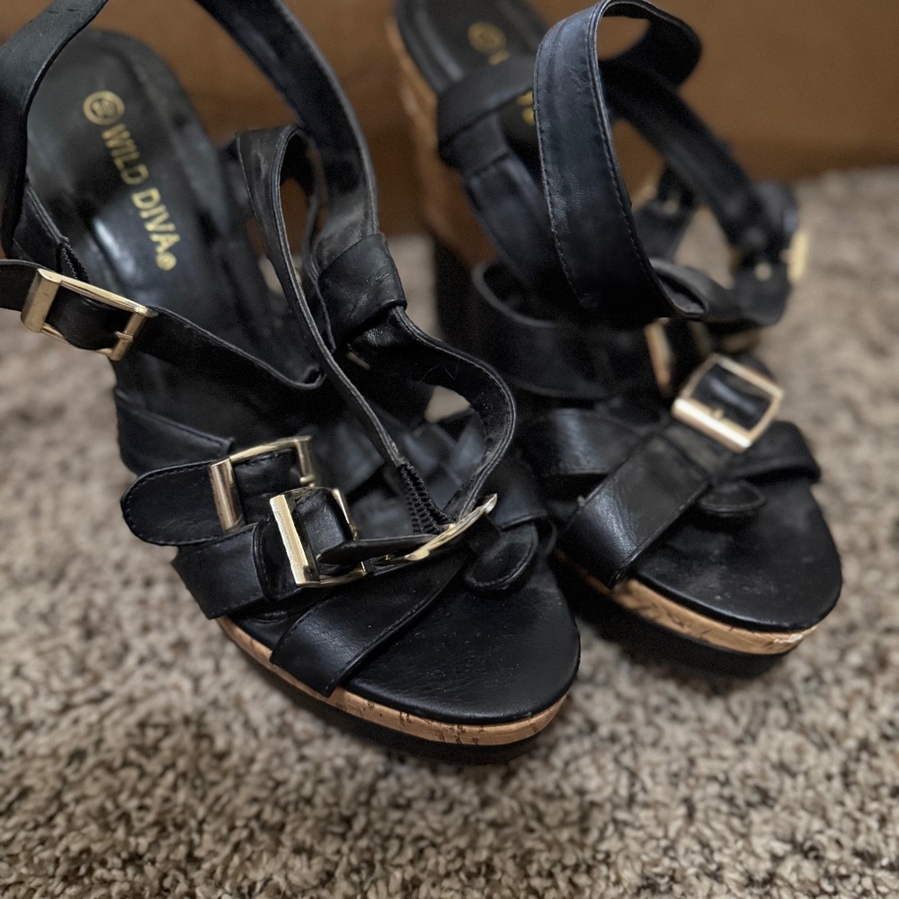 Stappy Wedges